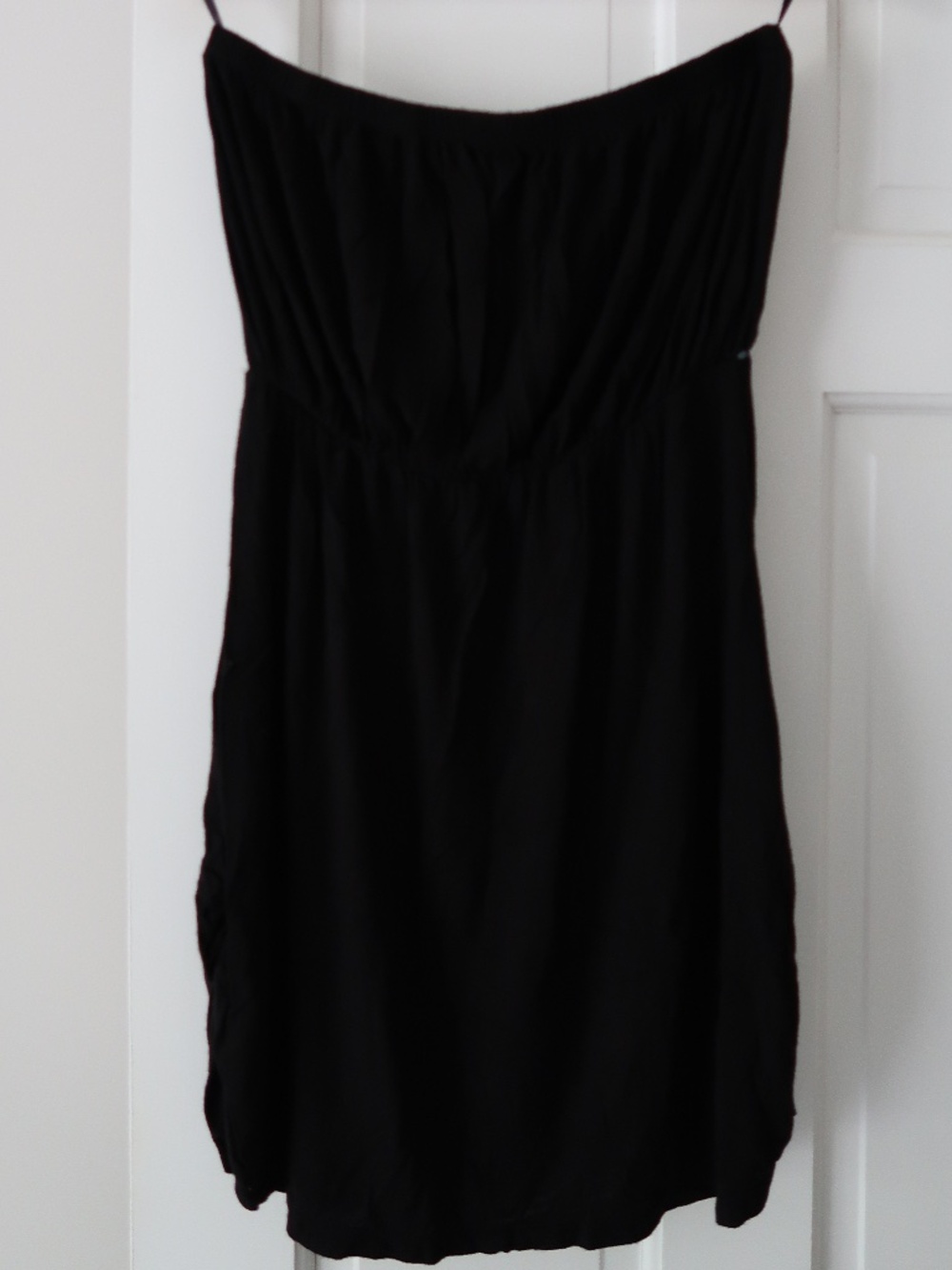 Guess | Black Strapless Tube Dress | Size L